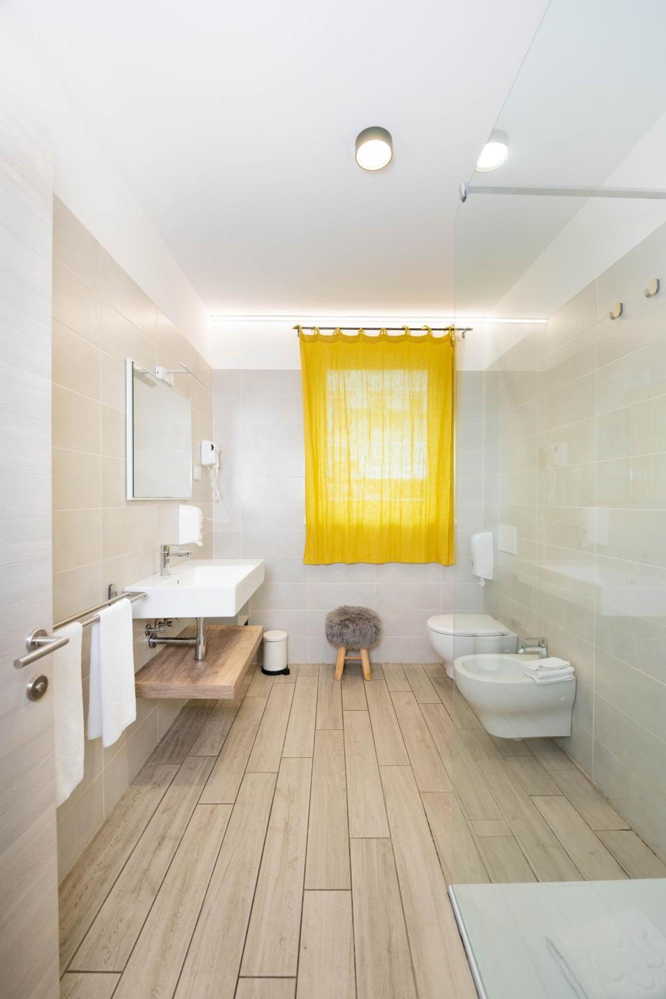 Cityu Grazioli 27 Appartamento Trento Citta - 2 Stanze Con 2 Parcheggi Privati Gratuiti Exterior foto